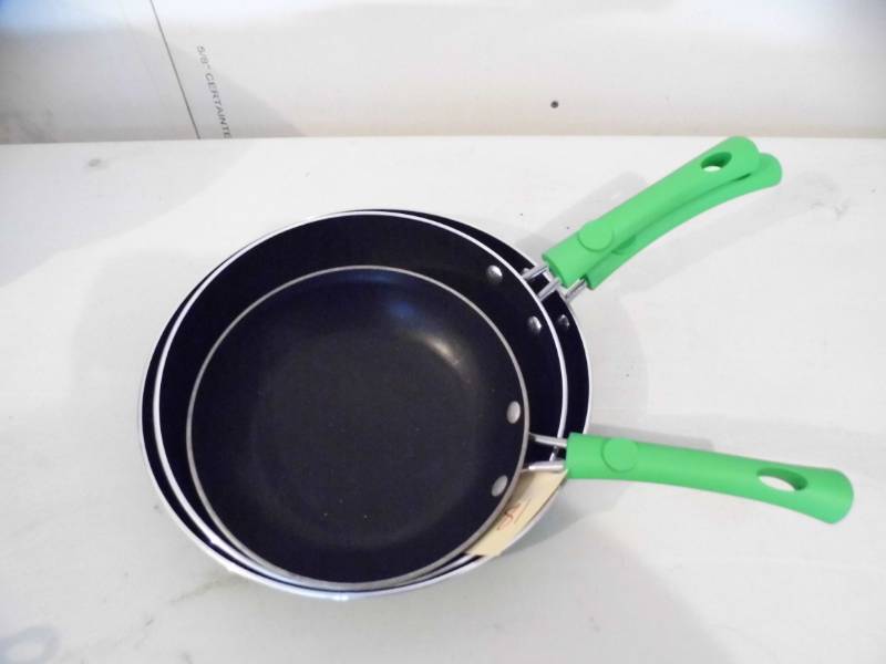 Lot of 3 Frying Pans