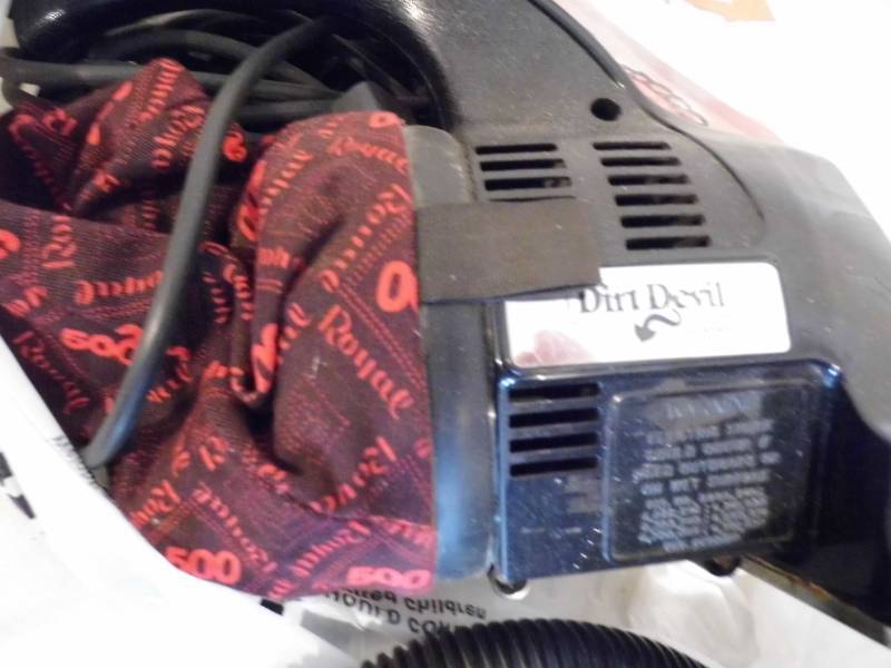 Dirt Devil Vacuum