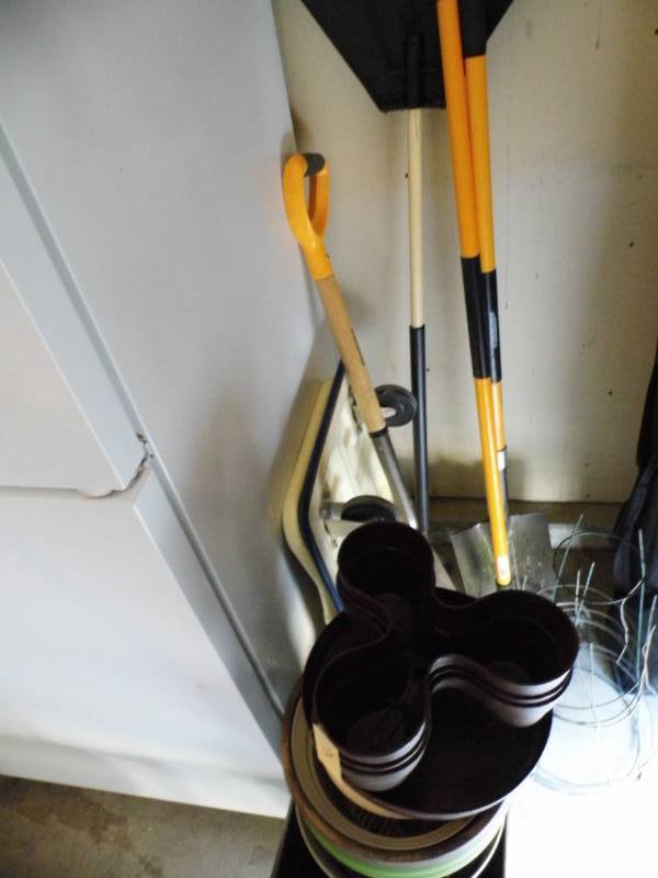 Yard Tools - Flower Pots - Cart