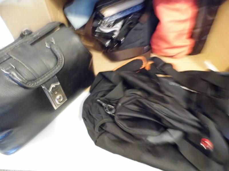 Duffle - Walltes - Purses