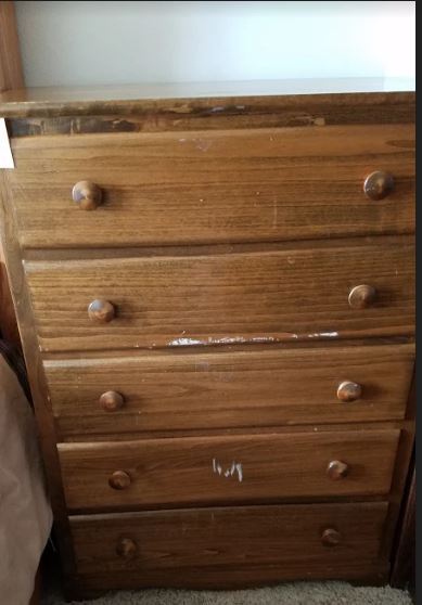 Dresser