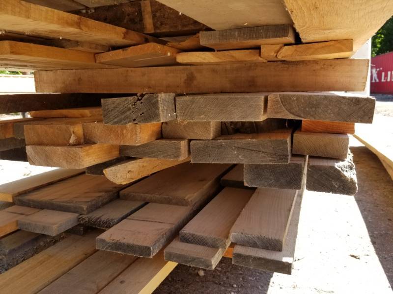lot 1240 image: Lot of (20) Red Oak Boards