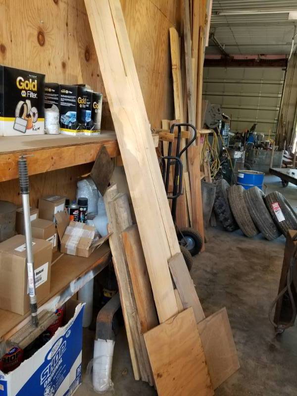 lot 1247 image: Wood Boards