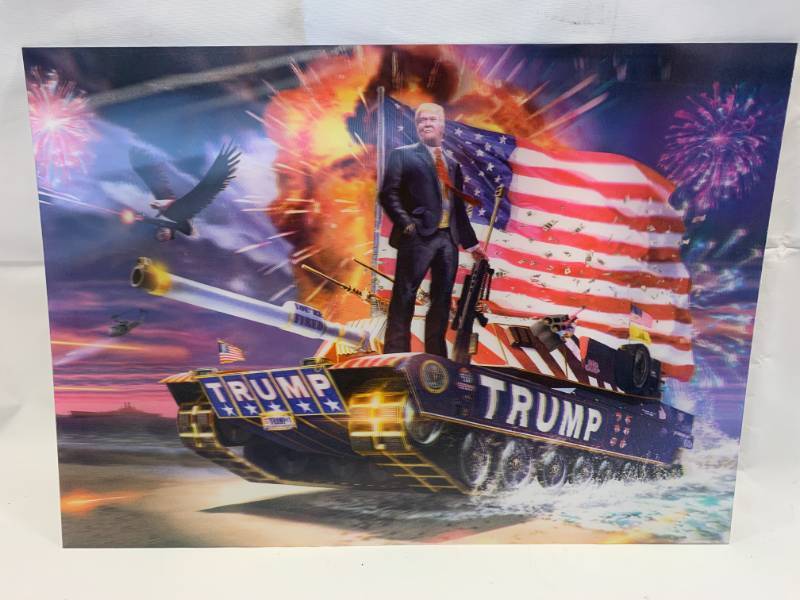 lot 31 image: Donald Trump 10 x 13 3D Trump on a Tank Sign New