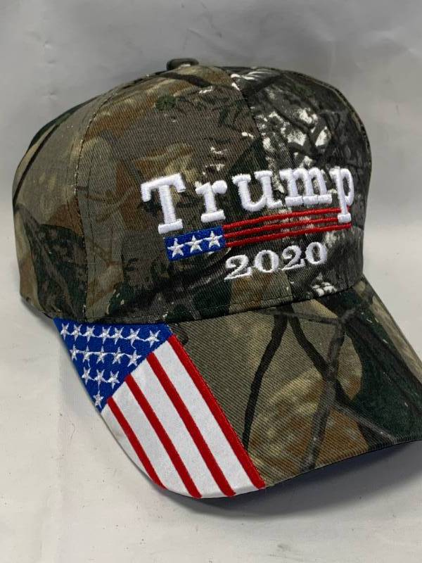 lot 41 image: Donald Trump Camo Hat New
