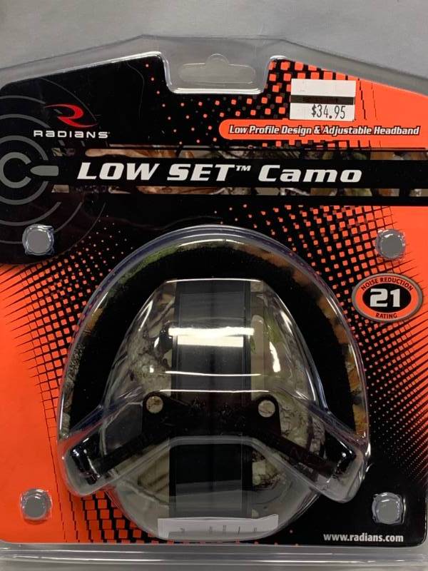 lot 46 image: Radians Camo Hunting Shooting Headphones New