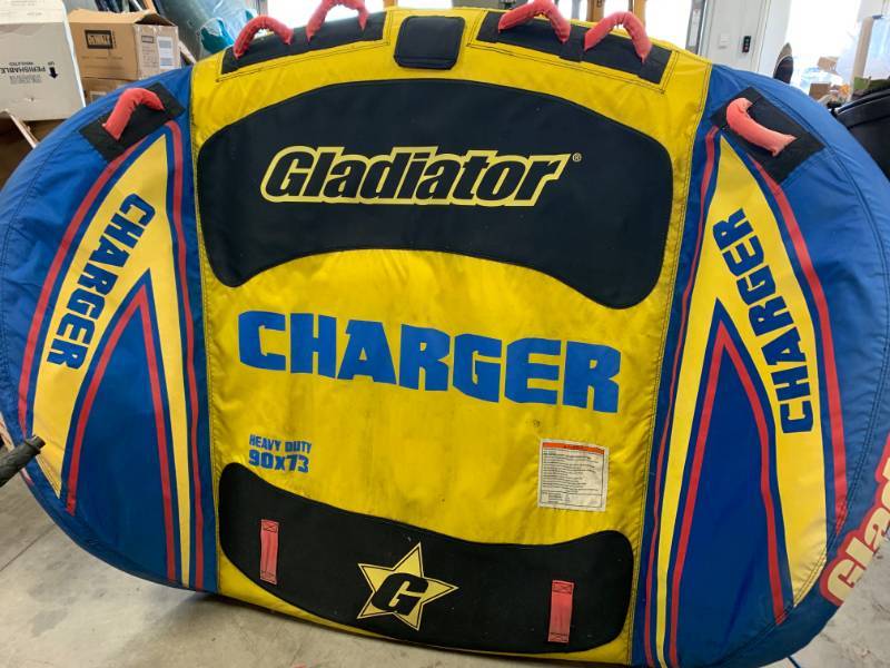 lot 59 image: Gladiator 3 Person Towable Tube $279 Retail (SEE VIDEO)