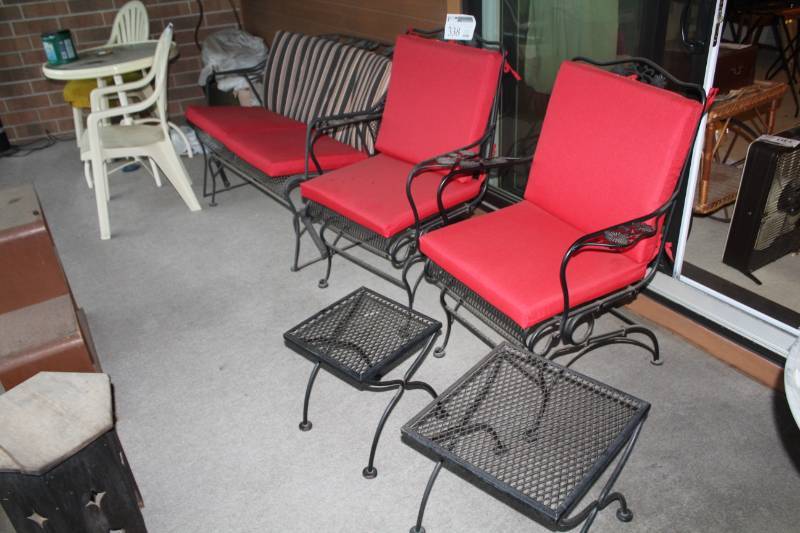 5 Piece Wrought Iron Patio Set Sofa 2 Chairs 2 End Tables