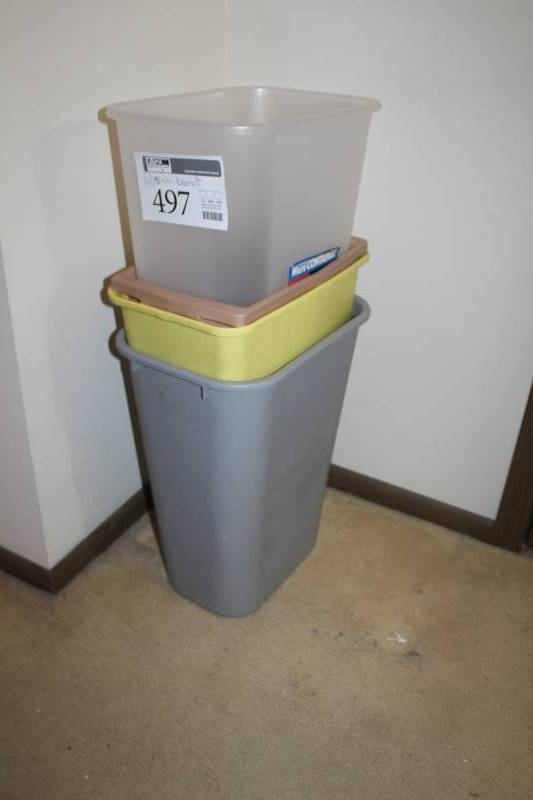 lot 497 image: Lot of (11) Plastic Waste Cans
