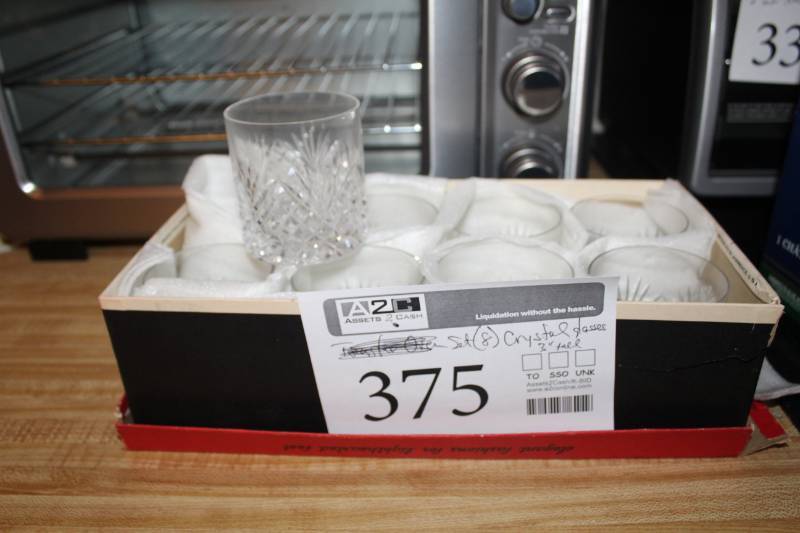 lot 375 image: Set of (8) Crystal Glasses