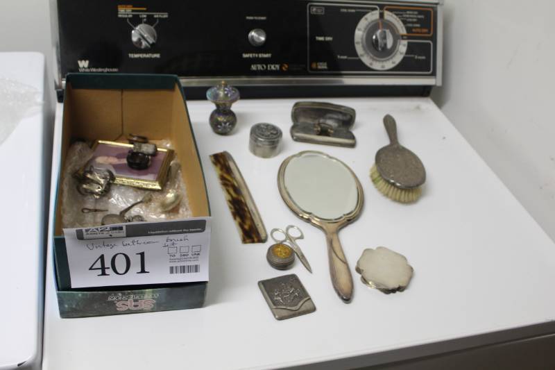 lot 401 image: Vintage Bathroom Hair Brush Set