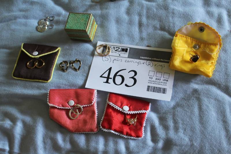 lot 463 image: Lot of (7) Womens Earrings, Rings, EarringRing Purses