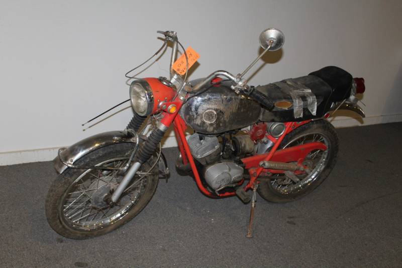 lot 107 image: 1970 Hodaka Ace 100 Motorcycle