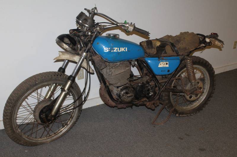 lot 463 image: 1976 Suzuki TS 400 Motorcycle
