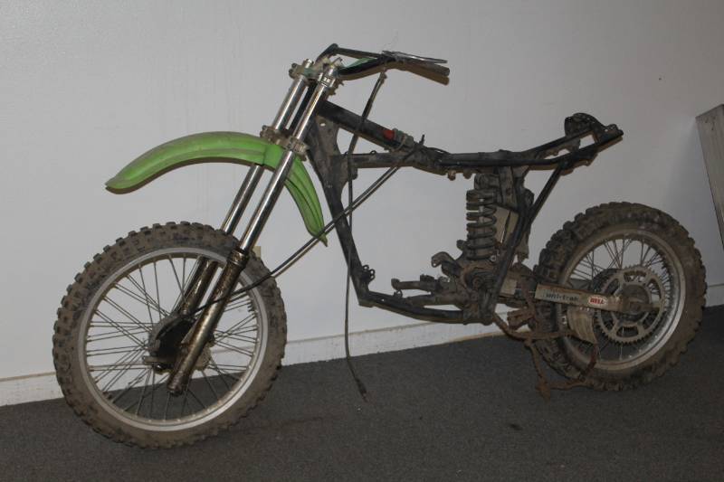lot 466 image: 1987 Kawasaki KX 175 A Motorcycle