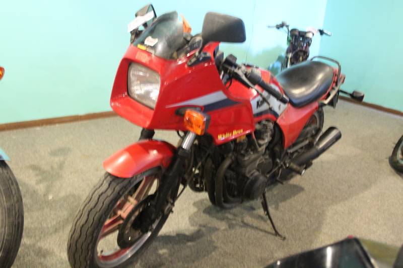 lot 152 image: 1983 Kawasaki GPZ ZX 750 A Motorcycle