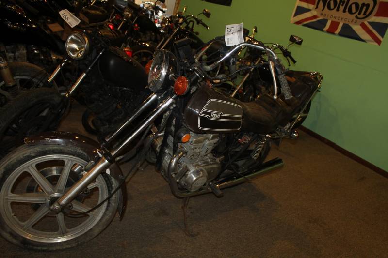 lot 167 image: 1976 Yamaha DOHC XS 500 Motorcycle