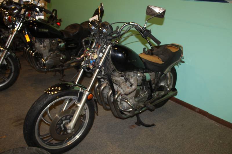 lot 169 image: 1981 Yamaha 650 Maxim Motorcycle