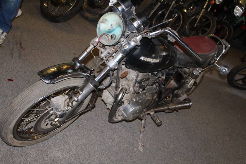 lot 181 image: 1975 Kawasaki KZ 400 Motorcycle
