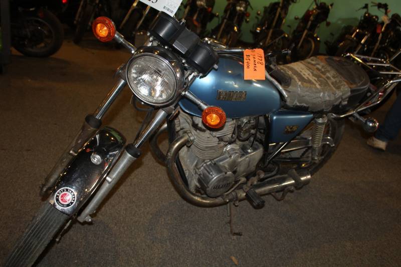 lot 23 image: 1978 Yamaha XS 400 Motorcycle