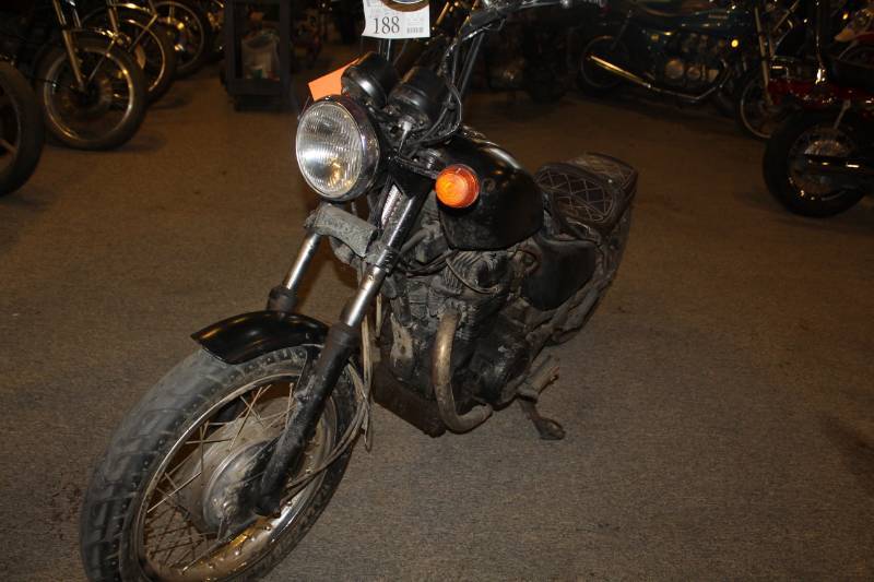 lot 188 image: 1982 Honda CM 400 Motorcycle