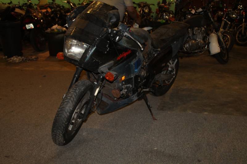 lot 191 image: 1988 Kawasaki ZX 750 Ninja Motorcycle