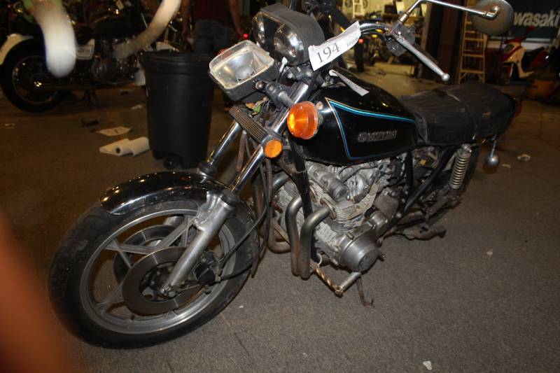 lot 194 image: 1978 Suzuki GS 750 E Motorcycle