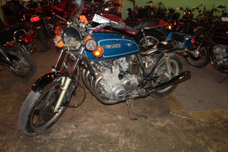 lot 37 image: 1979 Suzuki GS 850 Motorcycle