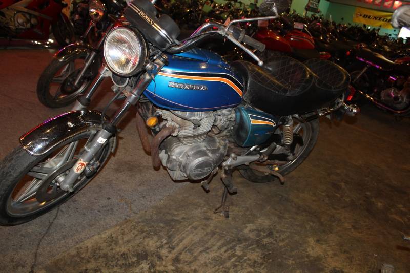 lot 199 image: 1978 Honda CB 400T Hawk Motorcycle