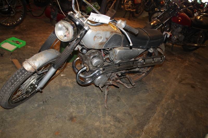 lot 214 image: 1968 Honda CL 160 Motorcycle
