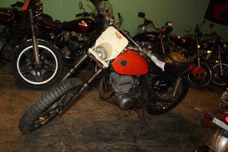lot 63 image: 1970 Suzuki TS250 Motorcycle