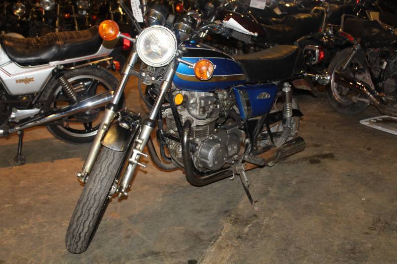 lot 71 image: 1974 Kawasaki KZ 400 Motorcycle