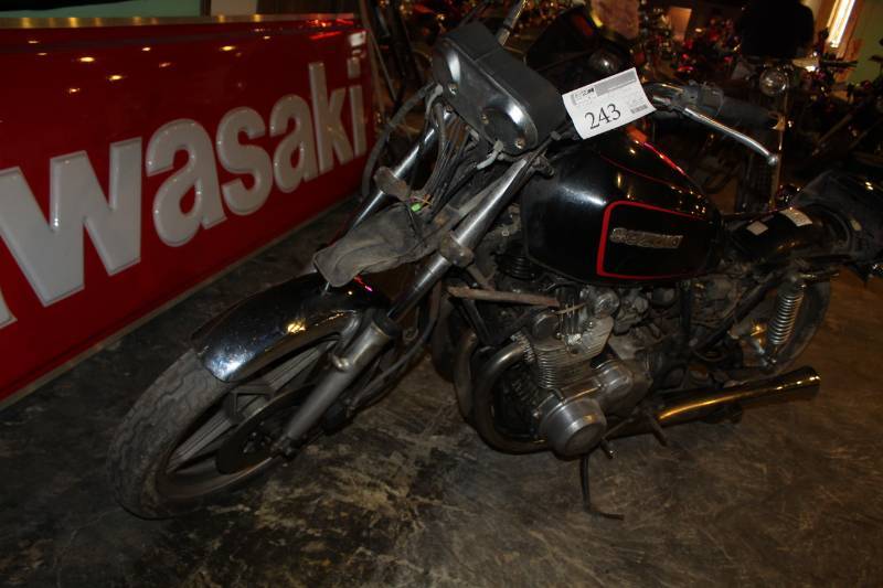 lot 243 image: 1979 Suzuki GS 850 Motorcycle
