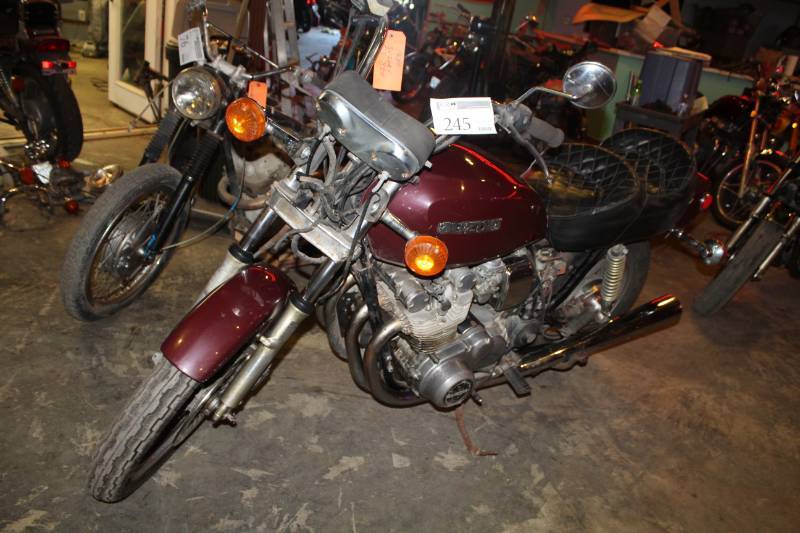 lot 245 image: 1980 Suzuki GS 850 Motorcycle