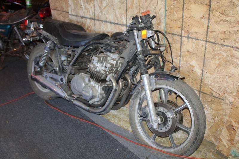 lot 89 image: 1983 Kawasaki KZ 750 LTD Motorcycle