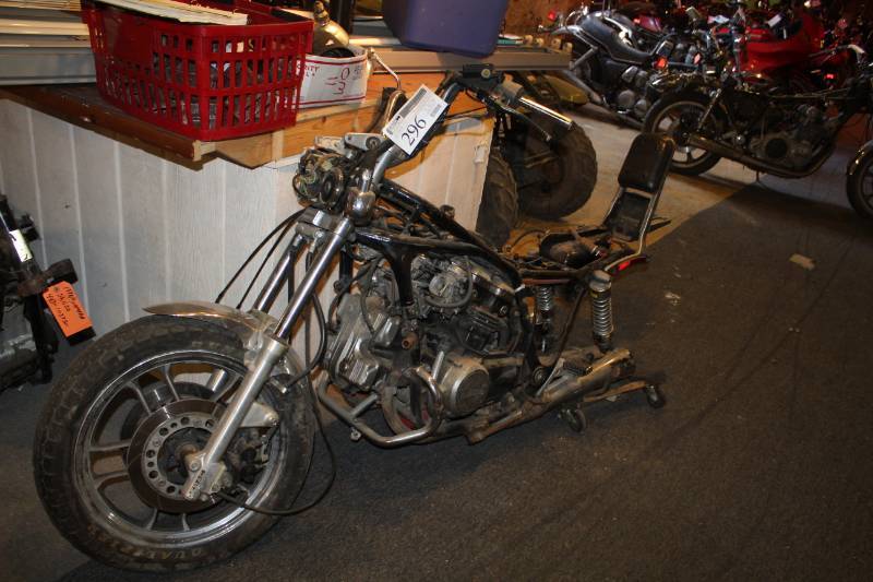 lot 296 image: 1984 Honda VF 700 C V45 Motorcycle