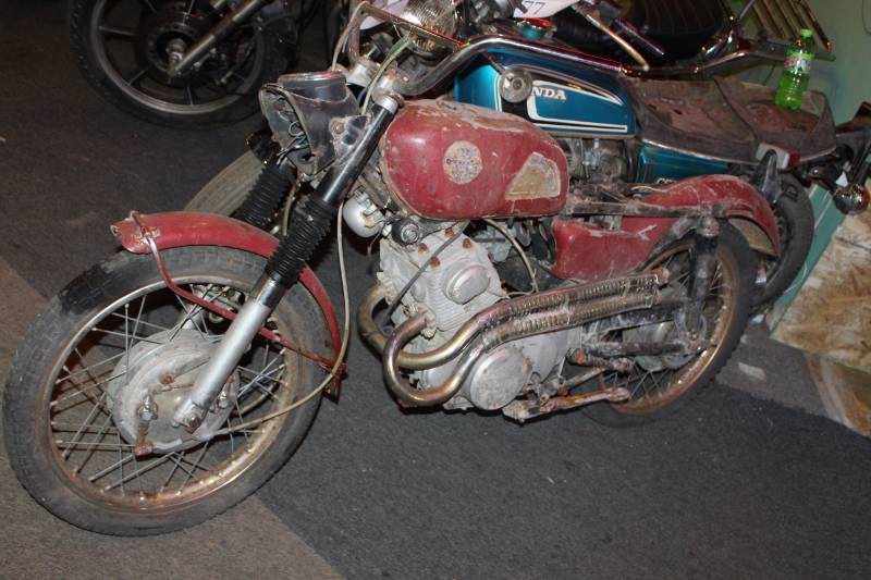 lot 294 image: 1968 Honda CL 160 Motorcycle