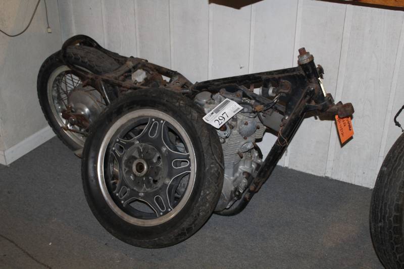 lot 297 image: 1974 Yamaha SX 650 Motorcycle