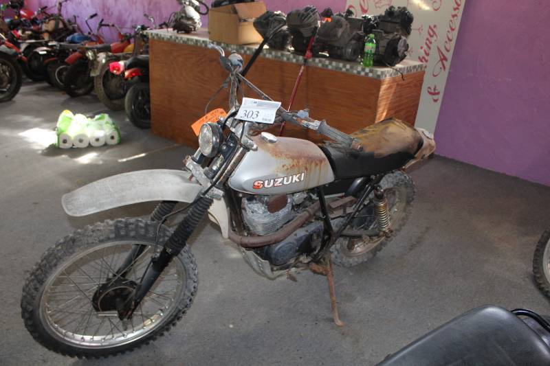 lot 303 image: 1978 Suzuki DR 370 Motorcycle