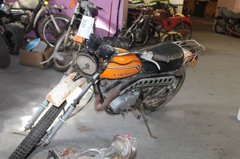 lot 308 image: 1971 Kawasaki F7 175 Motorcycle