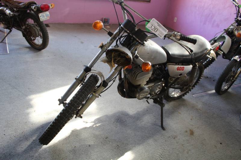 lot 320 image: 1975 Suzuki TS 400 Motorcycle