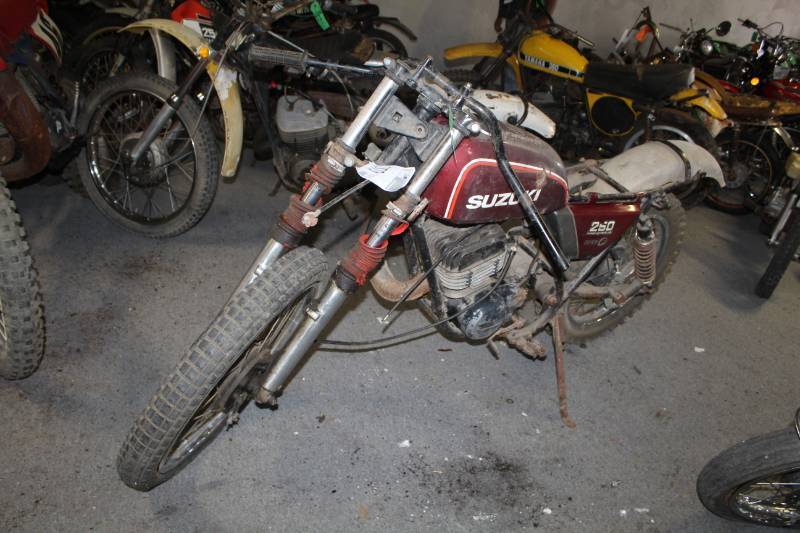 lot 373 image: 1975 Suzuki TS 250 Motorcycle