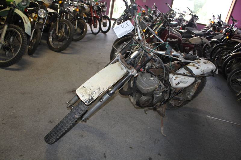 lot 374 image: 1973 Yamaha RT1 360 Motorcycle