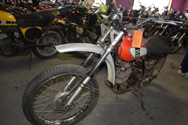 lot 375 image: 1975 Yamaha DT 250 Motorcycle