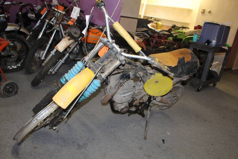 lot 395 image: 1971 Yamaha RT1 360 Motorcycle