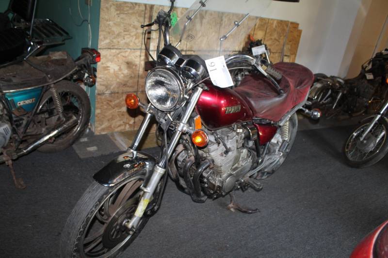 lot 91 image: 1981 Yamaha 650 Maxim Motorcycle