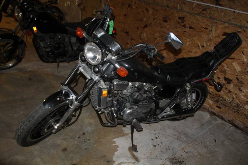 lot 405 image: 1983 Honda V45 Magna Motorcycle