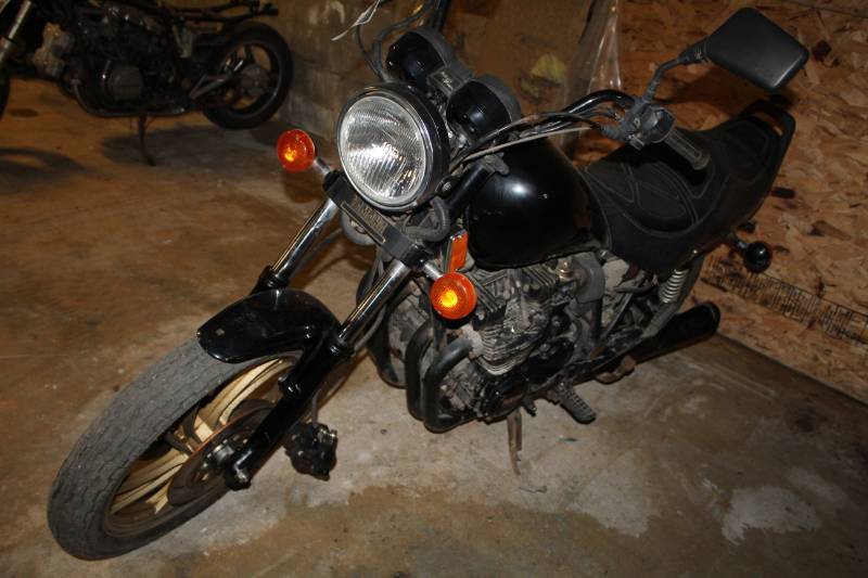 lot 407 image: 1983 Yamaha 750 Maxim Motorcycle