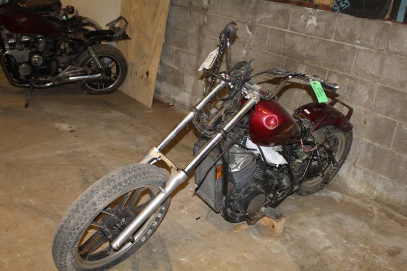 lot 412 image: 1986 Honda VT 700 Motorcycle