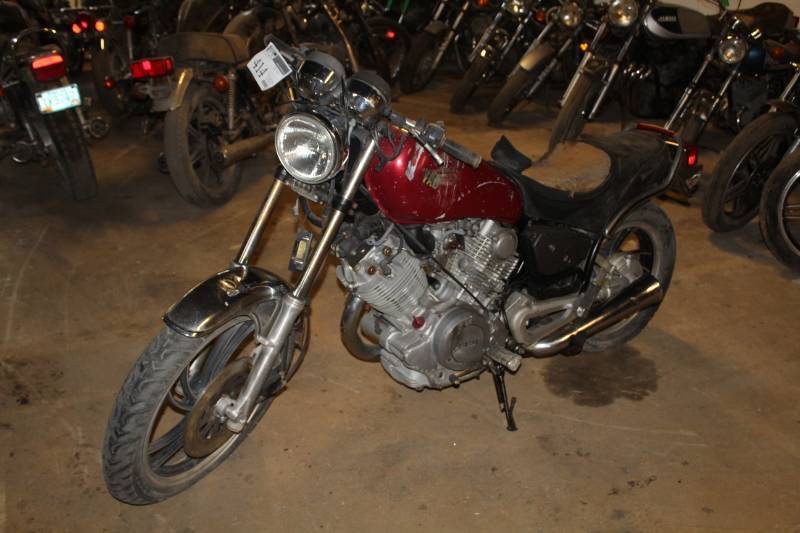 lot 414 image: 1985 Yamaha 750 Virago Motorcycle